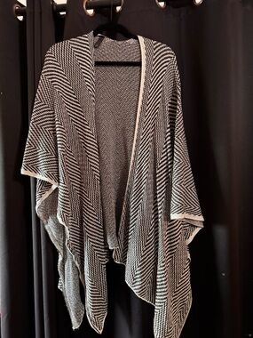 Open-Front Black and White Chevron Knit Sweater Wrap